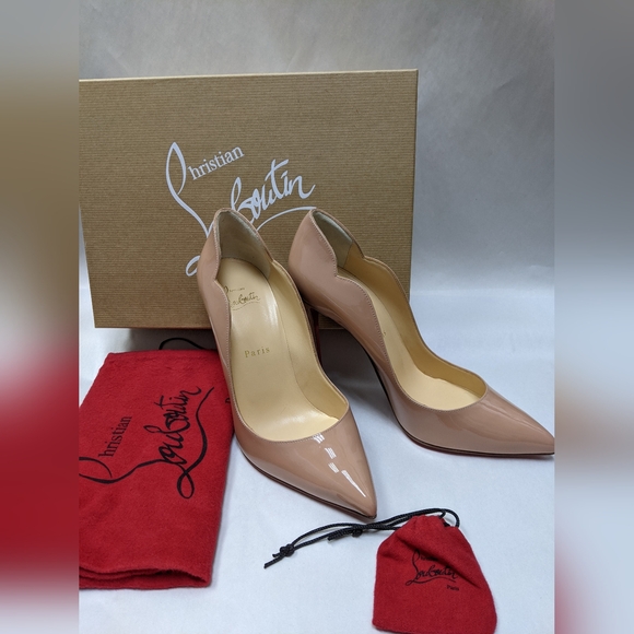 Christian Louboutin Hot Chick Beige Pumps (US 8) - Picture 13 of 15